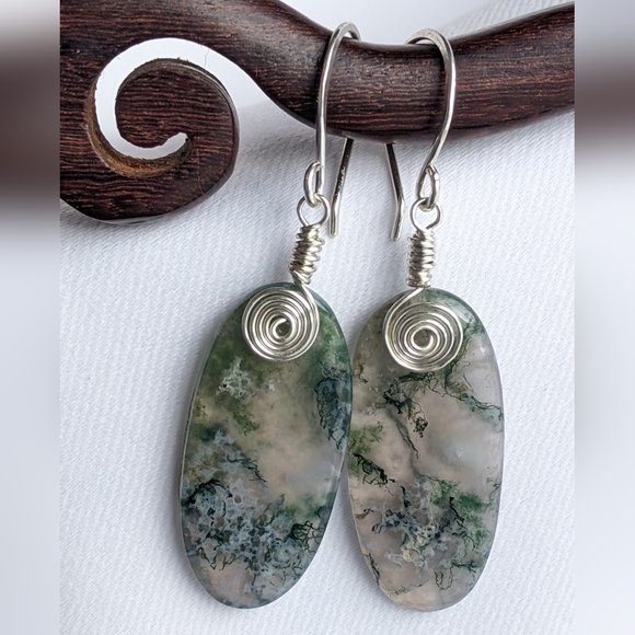 Artisan Jewelry - Sterling Silver Earrings Earthy Green Agate Gems Bohemian Spiral Details